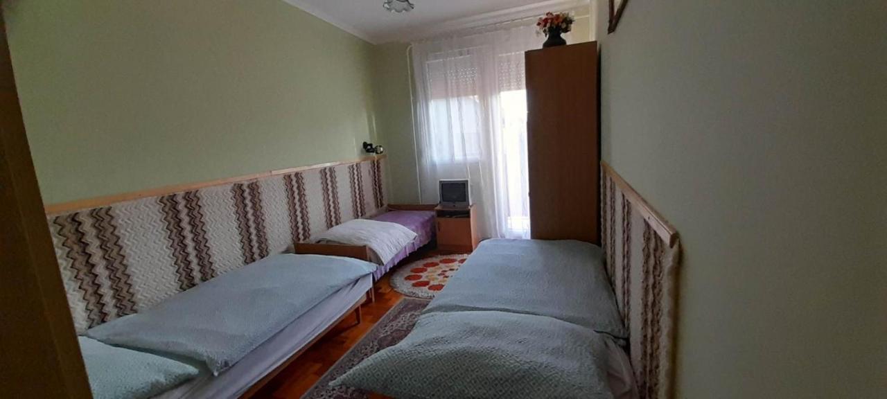 Hajdúszoboszló Tuenderkert Apartmanok מראה חיצוני תמונה
